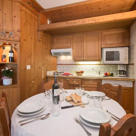 Apartment Le Cristal - Grands Montets 11 - Happy Chamonix