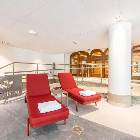 Le Cristal Gm11 Mountain View, Pool, Private Sauna & Parking - Happy Apartman